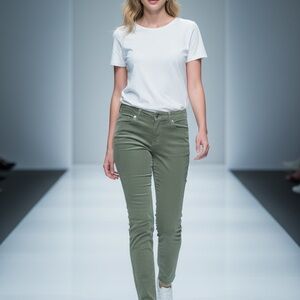 "Polo Ralph Lauren Quin Boyfriend Chino Pants Women's Size 6 Olive Green